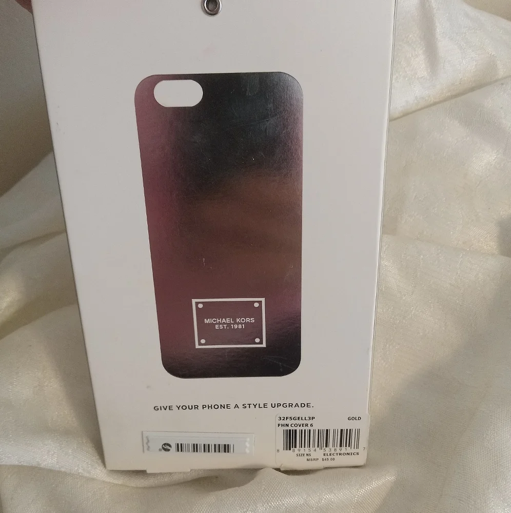 Michael Kors gold glitter white black Apple I phone 6 case.